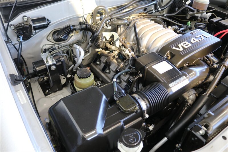 2004 Toyota Sequoia SR5  2-OREGON OWNERS SINCE NEW RUST FREE* NEW BILSTEIN TOYTEC LEVEL LIFT* NEW 33 " FALKEN A/T 4W* TRD OFF ROAD WHEELS* NEW TIMING BELT & WATER PUMP 6K MLS AGO* NEW FLUIDS & AC CHARGE* ALL BOOKS-KEYS - Photo 40 - Portland, OR 97230