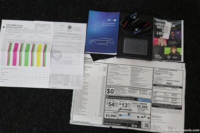 2025 BMW M5 Touring 141K MSRP* CARBON CERAMIC BRAKES-EXECUTIVE PKG - M-DRIVER PKG* CARBON FIBER FRONT SPLITTER - CARBON REAR DIFFUESER - CARBON SIDE SKIRTS - H&R LOWERING SPRINGS* DOWN PIPES & COLD AIR INTAKES - Photo 24 - Portland, OR 97230