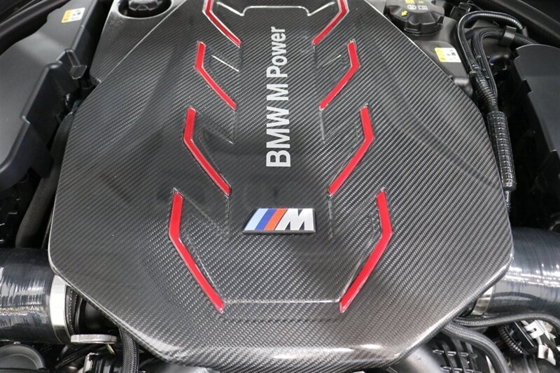 2025 BMW M5 Touring  141K MSRP* CARBON CERAMIC BRAKES-EXECUTIVE PKG - M-DRIVER PKG* CARBON FIBER FRONT SPLITTER - CARBON REAR DIFFUESER - CARBON SIDE SKIRTS - H&R LOWERING SPRINGS* DOWN PIPES & COLD AIR INTAKES - Photo 29 - Portland, OR 97230