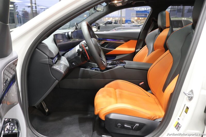 2025 BMW M5 Touring 141K MSRP* CARBON CERAMIC BRAKES-EXECUTIVE PKG - M-DRIVER PKG* CARBON FIBER FRONT SPLITTER - CARBON REAR DIFFUESER - CARBON SIDE SKIRTS - H&R LOWERING SPRINGS* DOWN PIPES & COLD AIR INTAKES - Photo 46 - Portland, OR 97230