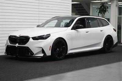 2025 BMW M5 Touring  141K MSRP* CARBON CERAMIC BRAKES-EXECUTIVE PKG - M-DRIVER PKG* CARBON FIBER FRONT SPLITTER - CARBON REAR DIFFUESER - CARBON SIDE SKIRTS - H&R LOWERING SPRINGS* DOWN PIPES & COLD AIR INTAKES - Photo 3 - Portland, OR 97230