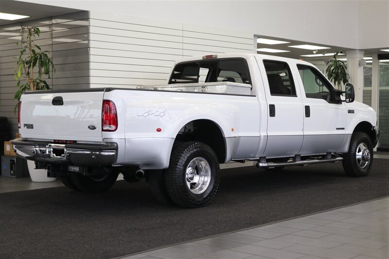 2002 Ford F-350 1-OWNER* 100% RUST FREE* LINEX BED LINER* NEW BRAKES / ROTORS / CALIPERS / BRAKE FLUID / AC SERVICE & RECHARGE / CAMPER TIE DOWNS / COOLANT FLUSH / NEW WIPERS / NEW DOOR LOCK ACTUATORS / 2-KEYS - Photo 7 - Portland, OR 97230