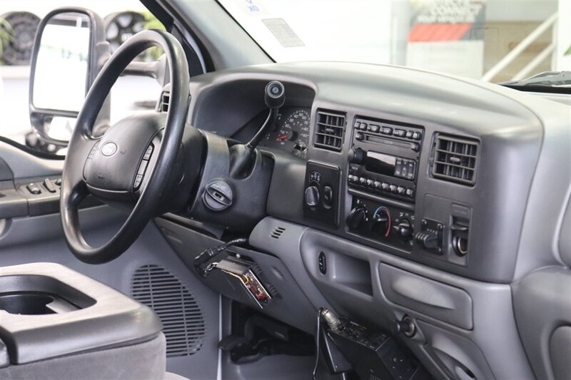 2002 Ford F-350 1-OWNER* 100% RUST FREE* LINEX BED LINER* NEW BRAKES / ROTORS / CALIPERS / BRAKE FLUID / AC SERVICE & RECHARGE / CAMPER TIE DOWNS / COOLANT FLUSH / NEW WIPERS / NEW DOOR LOCK ACTUATORS / 2-KEYS - Photo 81 - Portland, OR 97230