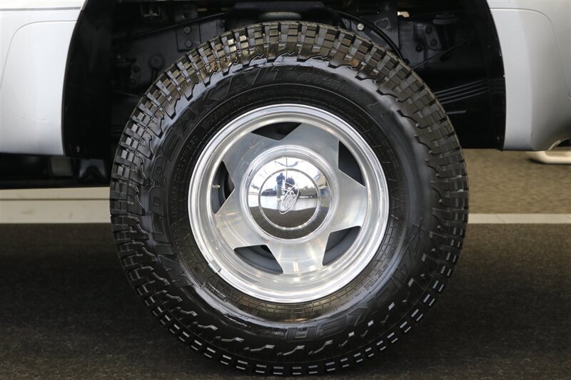 2002 Ford F-350 1-OWNER* 100% RUST FREE* LINEX BED LINER* NEW BRAKES / ROTORS / CALIPERS / BRAKE FLUID / AC SERVICE & RECHARGE / CAMPER TIE DOWNS / COOLANT FLUSH / NEW WIPERS / NEW DOOR LOCK ACTUATORS / 2-KEYS - Photo 62 - Portland, OR 97230