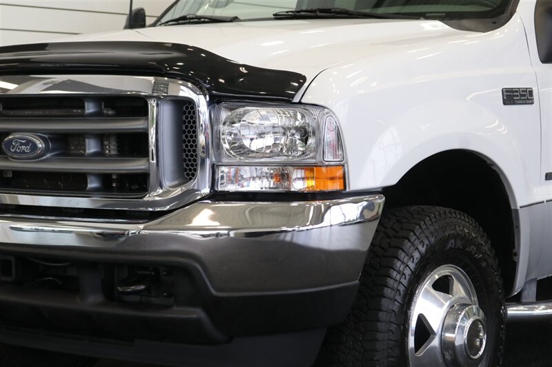 2002 Ford F-350 1-OWNER* 100% RUST FREE* LINEX BED LINER* NEW BRAKES / ROTORS / CALIPERS / BRAKE FLUID / AC SERVICE & RECHARGE / CAMPER TIE DOWNS / COOLANT FLUSH / NEW WIPERS / NEW DOOR LOCK ACTUATORS / 2-KEYS - Photo 12 - Portland, OR 97230