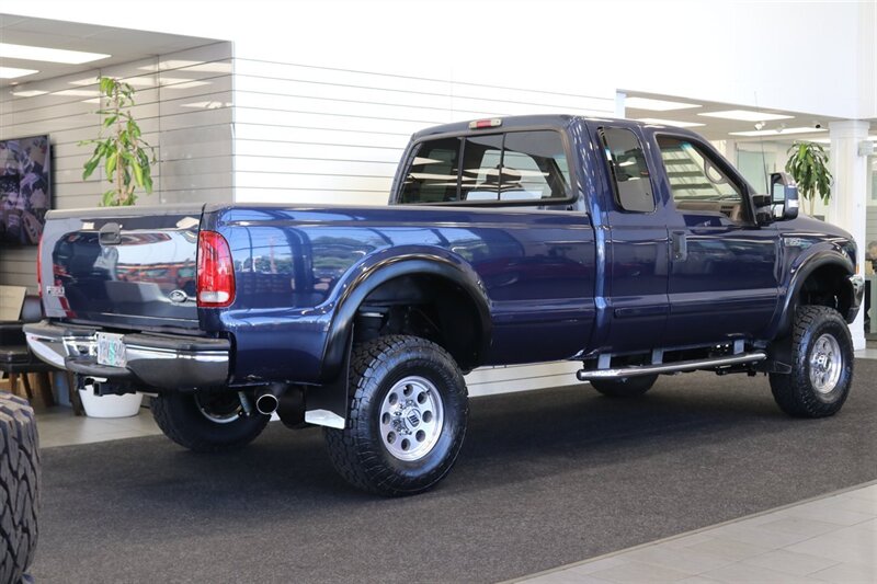 2002 Ford F-350 XLT  1-OREGON OWNER* 100% RUST & CORROSION FREE* LONG BED* 3.73 REAR AXLE* NEW 34 " TOYO A/T III W/ NEW 16 "PRO COMP WHEELS* 05 GRILL* UPGRADED MIRRORS* BANKS EXHAUST* ALL BOOKS-WINDOW STICKER-KEYS* - Photo 7 - Portland, OR 97230