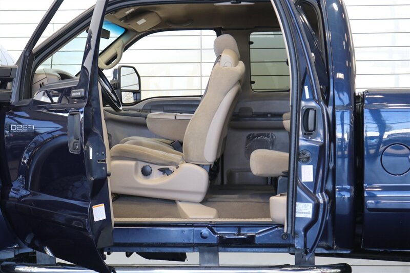 2002 Ford F-350 XLT  1-OREGON OWNER* 100% RUST & CORROSION FREE* LONG BED* 3.73 REAR AXLE* NEW 34 " TOYO A/T III W/ NEW 16 "PRO COMP WHEELS* 05 GRILL* UPGRADED MIRRORS* BANKS EXHAUST* ALL BOOKS-WINDOW STICKER-KEYS* - Photo 48 - Portland, OR 97230