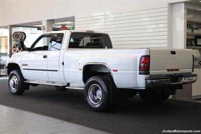 2001 Dodge Ram 3500 SLT  1-OWNER* 0-RUST* COMPLETE NEW FRONT END W/ REDHEAD STEERING BOX* ALL NEW 6 A/T 10-PLY TIRES* 55 BLOCK* FULLY SERVICE* EXCELLENT CONDITION BED* GOOSNECK* BOOKS-KEYS-RECORDS - Photo 6 - Portland, OR 97230