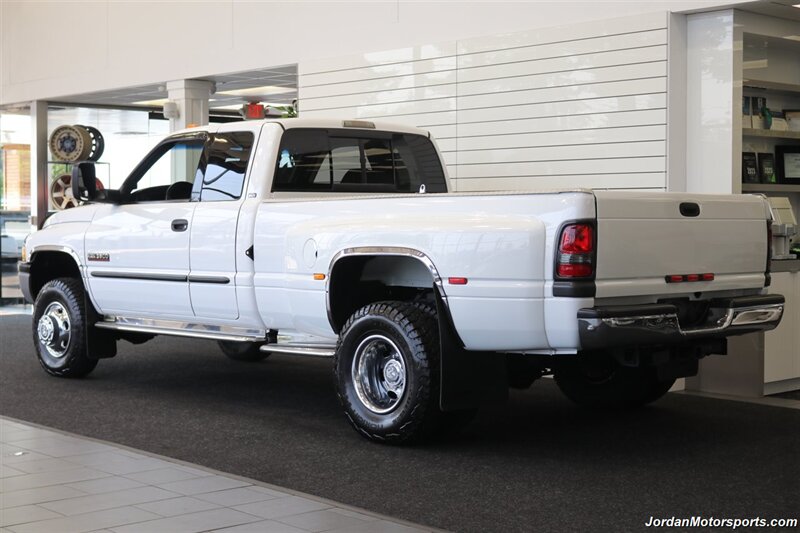 2001 Dodge Ram 3500 SLT  1-OWNER* 0-RUST* COMPLETE NEW FRONT END W/ REDHEAD STEERING BOX* ALL NEW 6 A/T 10-PLY TIRES* 55 BLOCK* FULLY SERVICE* EXCELLENT CONDITION BED* GOOSNECK* BOOKS-KEYS-RECORDS - Photo 6 - Portland, OR 97230