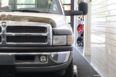 2001 Dodge Ram 3500 SLT  1-OWNER* 0-RUST* COMPLETE NEW FRONT END W/ REDHEAD STEERING BOX* ALL NEW 6 A/T 10-PLY TIRES* 55 BLOCK* FULLY SERVICE* EXCELLENT CONDITION BED* GOOSNECK* BOOKS-KEYS-RECORDS - Photo 54 - Portland, OR 97230