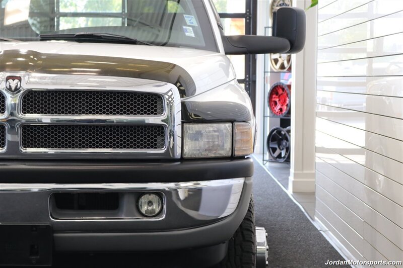 2001 Dodge Ram 3500 SLT  1-OWNER* 0-RUST* COMPLETE NEW FRONT END W/ REDHEAD STEERING BOX* ALL NEW 6 A/T 10-PLY TIRES* 55 BLOCK* FULLY SERVICE* EXCELLENT CONDITION BED* GOOSNECK* BOOKS-KEYS-RECORDS - Photo 54 - Portland, OR 97230