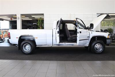 2001 Dodge Ram 3500 SLT  1-OWNER* 0-RUST* COMPLETE NEW FRONT END W/ REDHEAD STEERING BOX* ALL NEW 6 A/T 10-PLY TIRES* 55 BLOCK* FULLY SERVICE* EXCELLENT CONDITION BED* GOOSNECK* BOOKS-KEYS-RECORDS - Photo 11 - Portland, OR 97230