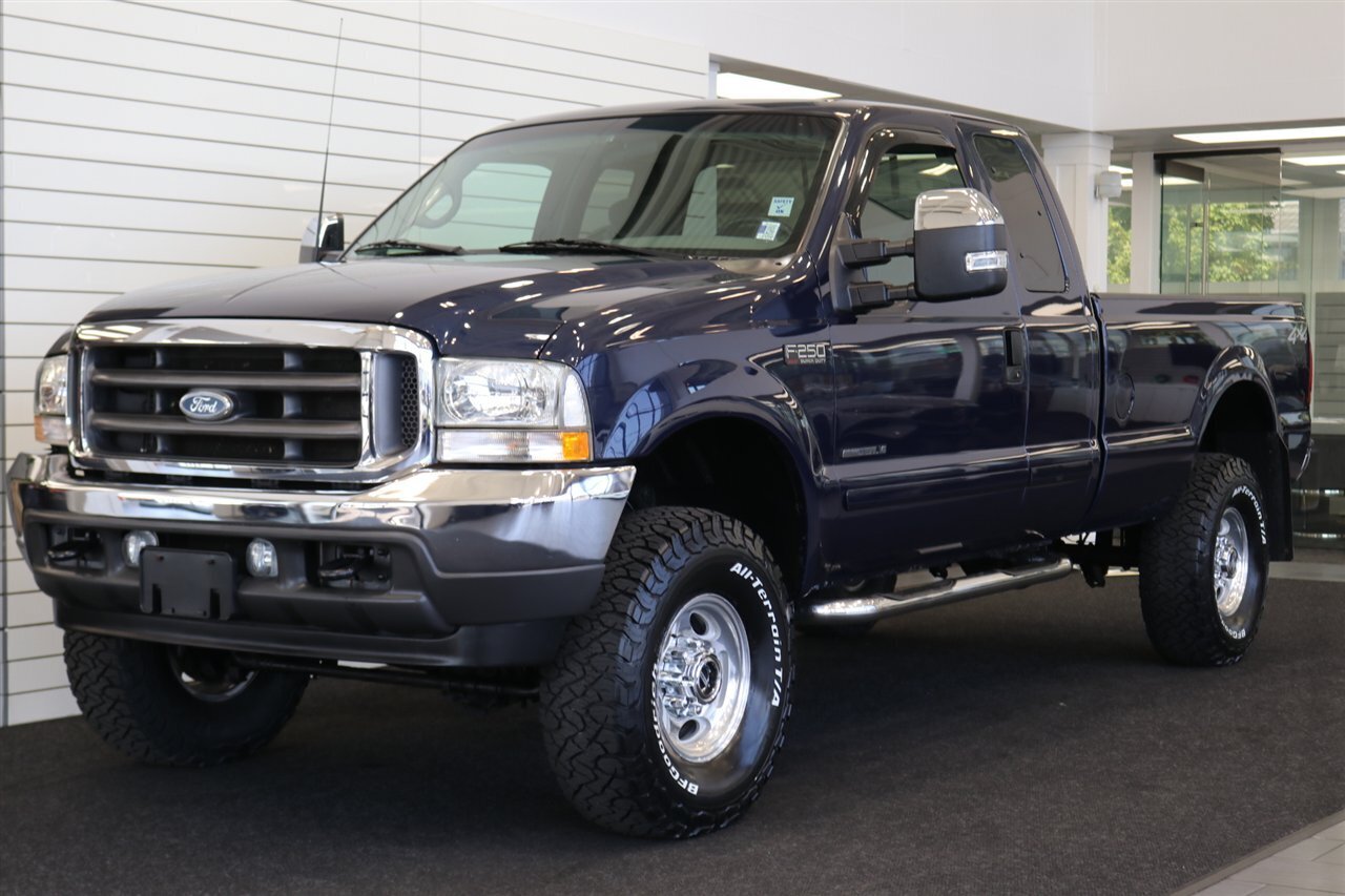 2002 Ford F-250 Super Duty Lariat 4dr SuperCab Lariat   - Photo 1 - Portland, OR 97230