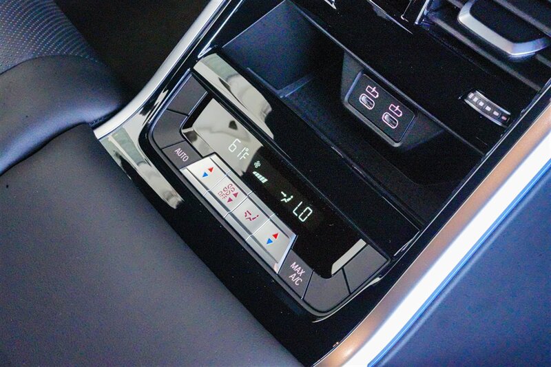 2024 BMW M8 Competition 1-OWNER* 100% ACCIDENT FREE* GRAN COUPE* XPEL CERAMIC XR FULL TINT* 1-CALIFORNIA OWNER* ALPINE WHITE* EXTENDED LEATHER* DRIVING ASSISTANCE PKG* ALL BOOKS - 2-KEYS - WINDOW STICKER - Photo 61 - Portland, OR 97230