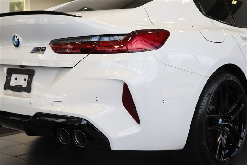 2024 BMW M8 Competition 1-OWNER* 100% ACCIDENT FREE* GRAN COUPE* XPEL CERAMIC XR FULL TINT* 1-CALIFORNIA OWNER* ALPINE WHITE* EXTENDED LEATHER* DRIVING ASSISTANCE PKG* ALL BOOKS - 2-KEYS - WINDOW STICKER - Photo 14 - Portland, OR 97230