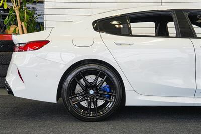 2024 BMW M8 Competition 1-OWNER* 100% ACCIDENT FREE* GRAN COUPE* XPEL CERAMIC XR FULL TINT* 1-CALIFORNIA OWNER* ALPINE WHITE* EXTENDED LEATHER* DRIVING ASSISTANCE PKG* ALL BOOKS - 2-KEYS - WINDOW STICKER - Photo 31 - Portland, OR 97230