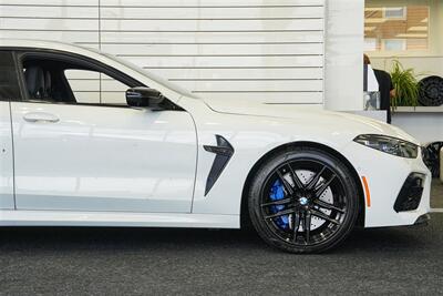 2024 BMW M8 Competition 1-OWNER* 100% ACCIDENT FREE* GRAN COUPE* XPEL CERAMIC XR FULL TINT* 1-CALIFORNIA OWNER* ALPINE WHITE* EXTENDED LEATHER* DRIVING ASSISTANCE PKG* ALL BOOKS - 2-KEYS - WINDOW STICKER - Photo 29 - Portland, OR 97230