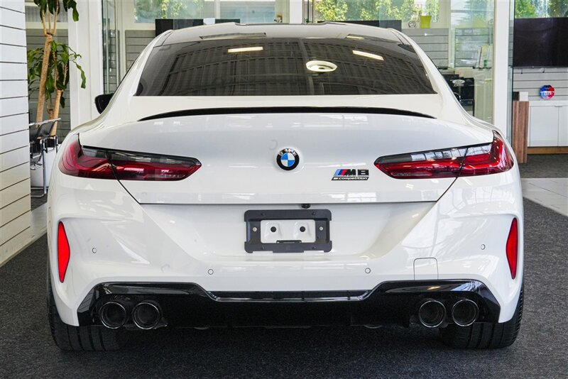 2024 BMW M8 Competition 1-OWNER* 100% ACCIDENT FREE* GRAN COUPE* XPEL CERAMIC XR FULL TINT* 1-CALIFORNIA OWNER* ALPINE WHITE* EXTENDED LEATHER* DRIVING ASSISTANCE PKG* ALL BOOKS - 2-KEYS - WINDOW STICKER - Photo 9 - Portland, OR 97230