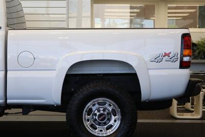 2005 GMC Sierra 2500  1-OWNER* 100% CALIFORNIA RUST FREE TRUCK* EVERY SERVICE RECORD SINCE NEW 1 " FILE* NEW 2 "LEVEL KIT W/ BILSTEIN 5100s* NEWER 33 "A/T TIRES* SHORT BED EXTRA CAB DURAMAX* 4X4 PAINT MATCHED FLARES - Photo 50 - Portland, OR 97230