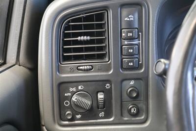 2005 GMC Sierra 2500  1-OWNER* 100% CALIFORNIA RUST FREE TRUCK* EVERY SERVICE RECORD SINCE NEW 1 " FILE* NEW 2 "LEVEL KIT W/ BILSTEIN 5100s* NEWER 33 "A/T TIRES* SHORT BED EXTRA CAB DURAMAX* 4X4 PAINT MATCHED FLARES - Photo 86 - Portland, OR 97230
