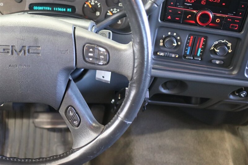 2005 GMC Sierra 2500  1-OWNER* 100% CALIFORNIA RUST FREE TRUCK* EVERY SERVICE RECORD SINCE NEW 1 " FILE* NEW 2 "LEVEL KIT W/ BILSTEIN 5100s* NEWER 33 "A/T TIRES* SHORT BED EXTRA CAB DURAMAX* 4X4 PAINT MATCHED FLARES - Photo 83 - Portland, OR 97230