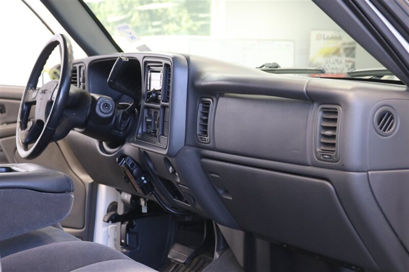 2005 GMC Sierra 2500  1-OWNER* 100% CALIFORNIA RUST FREE TRUCK* EVERY SERVICE RECORD SINCE NEW 1 " FILE* NEW 2 "LEVEL KIT W/ BILSTEIN 5100s* NEWER 33 "A/T TIRES* SHORT BED EXTRA CAB DURAMAX* 4X4 PAINT MATCHED FLARES - Photo 84 - Portland, OR 97230