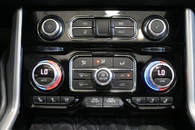 2022 GMC Yukon Denali  3.0L DURAMAX DIESEL 10SP AUTO LIFTED 4X4 35 " A/T TIRES FUEL OFF ROAD WHEELS POWER RUNNING BOARDS ONLY 57K MILES 1 OWNER LOCAL RIG - Photo 82 - Portland, OR 97230