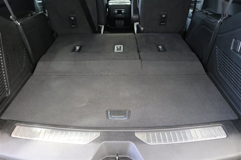 2022 GMC Yukon Denali  3.0L DURAMAX DIESEL 10SP AUTO LIFTED 4X4 35 " A/T TIRES FUEL OFF ROAD WHEELS POWER RUNNING BOARDS ONLY 57K MILES 1 OWNER LOCAL RIG - Photo 70 - Portland, OR 97230