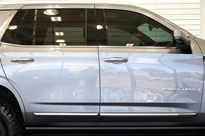 2022 GMC Yukon Denali  3.0L DURAMAX DIESEL 10SP AUTO LIFTED 4X4 35 " A/T TIRES FUEL OFF ROAD WHEELS POWER RUNNING BOARDS ONLY 57K MILES 1 OWNER LOCAL RIG - Photo 37 - Portland, OR 97230