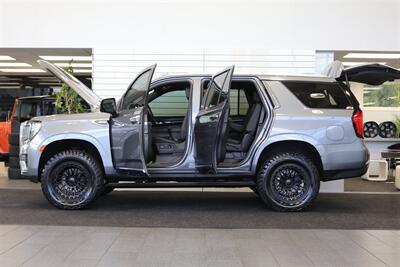 2022 GMC Yukon Denali  3.0L DURAMAX DIESEL 10SP AUTO LIFTED 4X4 35 " A/T TIRES FUEL OFF ROAD WHEELS POWER RUNNING BOARDS ONLY 57K MILES 1 OWNER LOCAL RIG - Photo 11 - Portland, OR 97230
