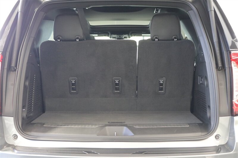 2022 GMC Yukon Denali  3.0L DURAMAX DIESEL 10SP AUTO LIFTED 4X4 35 " A/T TIRES FUEL OFF ROAD WHEELS POWER RUNNING BOARDS ONLY 57K MILES 1 OWNER LOCAL RIG - Photo 45 - Portland, OR 97230