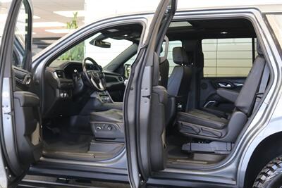 2022 GMC Yukon Denali  3.0L DURAMAX DIESEL 10SP AUTO LIFTED 4X4 35 " A/T TIRES FUEL OFF ROAD WHEELS POWER RUNNING BOARDS ONLY 57K MILES 1 OWNER LOCAL RIG - Photo 13 - Portland, OR 97230