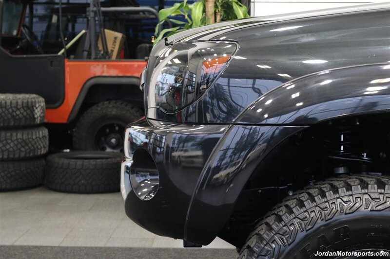 2006 Toyota Tacoma V6  LONG BED* 5 " LIFT W/NEW 35 " TIRES & 17 "WHEELS* ARB FRONT LOCKERS W/AIR COMPRESOOR & REAR LSD DIFF* FULL LED LIGHTS UPGRADE* TONNEAU COVER* TRD PRO GRILL* 0-RUST* HEATED SEATS - Photo 40 - Portland, OR 97230