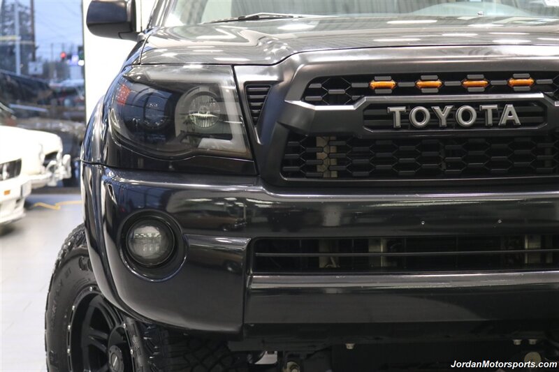 2006 Toyota Tacoma V6  LONG BED* 5 " LIFT W/NEW 35 " TIRES & 17 "WHEELS* ARB FRONT LOCKERS W/AIR COMPRESOOR & REAR LSD DIFF* FULL LED LIGHTS UPGRADE* TONNEAU COVER* TRD PRO GRILL* 0-RUST* HEATED SEATS - Photo 65 - Portland, OR 97230