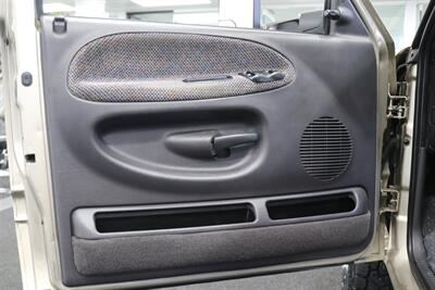 2002 Dodge Ram 2500 SLT  1-OWNER* 100% RUST FREE* 100% STOCK* NEW 3 " LEVEL KIT W/ BILSTEIN 5100* NEW 34 " TOYO A/T III 10-PLYs* NEW BRAKES-ROTORS-CALIPERS-BRAKE FLUID FLUSH-COOLANT FLUSH-AC SERVICE* HIGH OUTPUT* 6-SPEED - Photo 76 - Portland, OR 97230