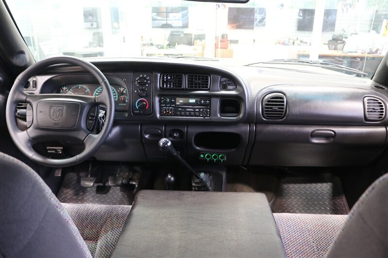 2002 Dodge Ram 2500 SLT  1-OWNER* 100% RUST FREE* 100% STOCK* NEW 3 " LEVEL KIT W/ BILSTEIN 5100* NEW 34 " TOYO A/T III 10-PLYs* NEW BRAKES-ROTORS-CALIPERS-BRAKE FLUID FLUSH-COOLANT FLUSH-AC SERVICE* HIGH OUTPUT* 6-SPEED - Photo 20 - Portland, OR 97230