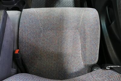 2002 Dodge Ram 2500 SLT  1-OWNER* 100% RUST FREE* 100% STOCK* NEW 3 " LEVEL KIT W/ BILSTEIN 5100* NEW 34 " TOYO A/T III 10-PLYs* NEW BRAKES-ROTORS-CALIPERS-BRAKE FLUID FLUSH-COOLANT FLUSH-AC SERVICE* HIGH OUTPUT* 6-SPEED - Photo 75 - Portland, OR 97230