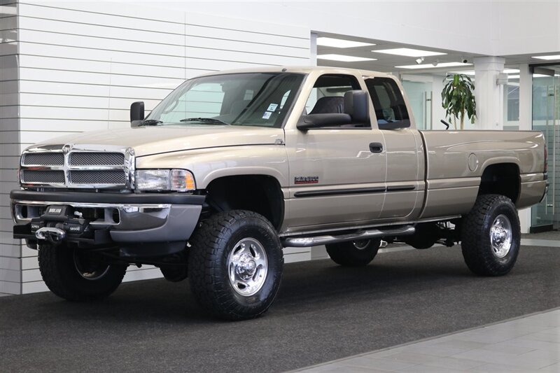2002 Dodge Ram 2500 SLT  1-OWNER* 100% RUST FREE* 100% STOCK* NEW 3 " LEVEL KIT W/ BILSTEIN 5100* NEW 34 " TOYO A/T III 10-PLYs* NEW BRAKES-ROTORS-CALIPERS-BRAKE FLUID FLUSH-COOLANT FLUSH-AC SERVICE* HIGH OUTPUT* 6-SPEED - Photo 3 - Portland, OR 97230