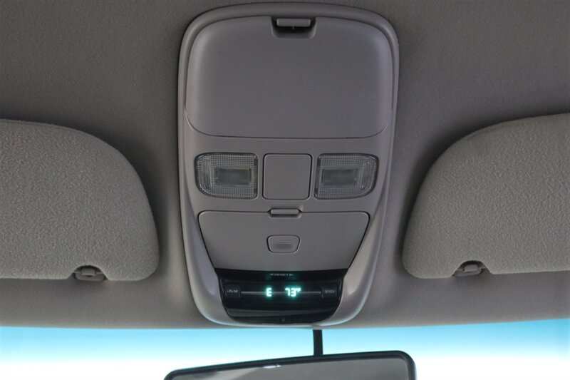 2002 Dodge Ram 2500 SLT  1-OWNER* 100% RUST FREE* 100% STOCK* NEW 3 " LEVEL KIT W/ BILSTEIN 5100* NEW 34 " TOYO A/T III 10-PLYs* NEW BRAKES-ROTORS-CALIPERS-BRAKE FLUID FLUSH-COOLANT FLUSH-AC SERVICE* HIGH OUTPUT* 6-SPEED - Photo 93 - Portland, OR 97230