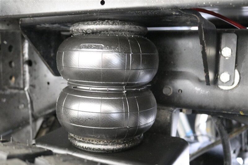 2002 Dodge Ram 2500 SLT  1-OWNER* 100% RUST FREE* 100% STOCK* NEW 3 " LEVEL KIT W/ BILSTEIN 5100* NEW 34 " TOYO A/T III 10-PLYs* NEW BRAKES-ROTORS-CALIPERS-BRAKE FLUID FLUSH-COOLANT FLUSH-AC SERVICE* HIGH OUTPUT* 6-SPEED - Photo 22 - Portland, OR 97230