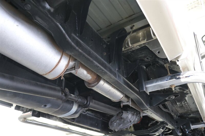 2002 Dodge Ram 2500 SLT  1-OWNER* 100% RUST FREE* 100% STOCK* NEW 3 " LEVEL KIT W/ BILSTEIN 5100* NEW 34 " TOYO A/T III 10-PLYs* NEW BRAKES-ROTORS-CALIPERS-BRAKE FLUID FLUSH-COOLANT FLUSH-AC SERVICE* HIGH OUTPUT* 6-SPEED - Photo 29 - Portland, OR 97230