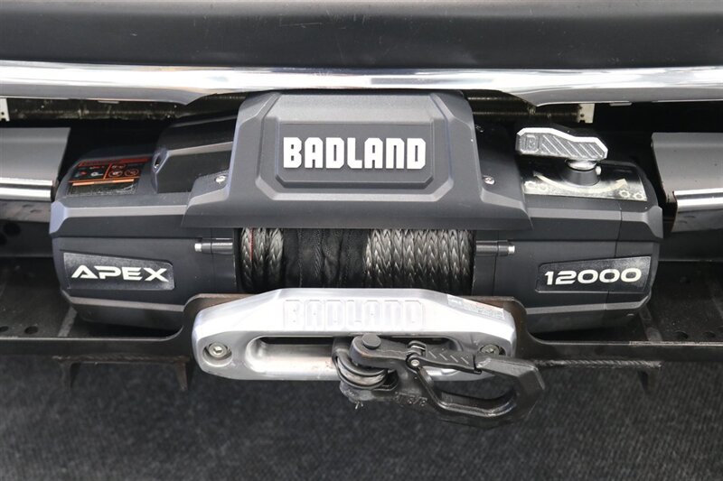 2002 Dodge Ram 2500 SLT  1-OWNER* 100% RUST FREE* 100% STOCK* NEW 3 " LEVEL KIT W/ BILSTEIN 5100* NEW 34 " TOYO A/T III 10-PLYs* NEW BRAKES-ROTORS-CALIPERS-BRAKE FLUID FLUSH-COOLANT FLUSH-AC SERVICE* HIGH OUTPUT* 6-SPEED - Photo 52 - Portland, OR 97230