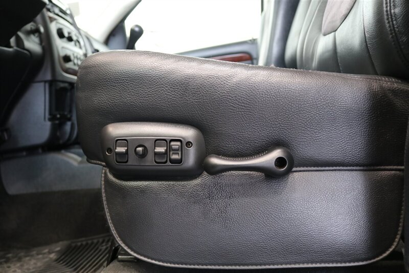 2003 Dodge Ram 2500 Laramie   - Photo 52 - Portland, OR 97230