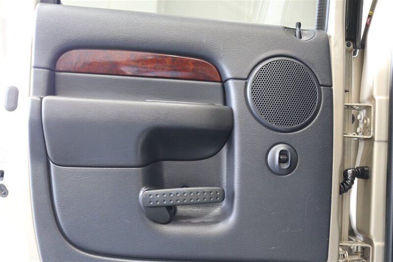 2003 Dodge Ram 2500 Laramie   - Photo 50 - Portland, OR 97230