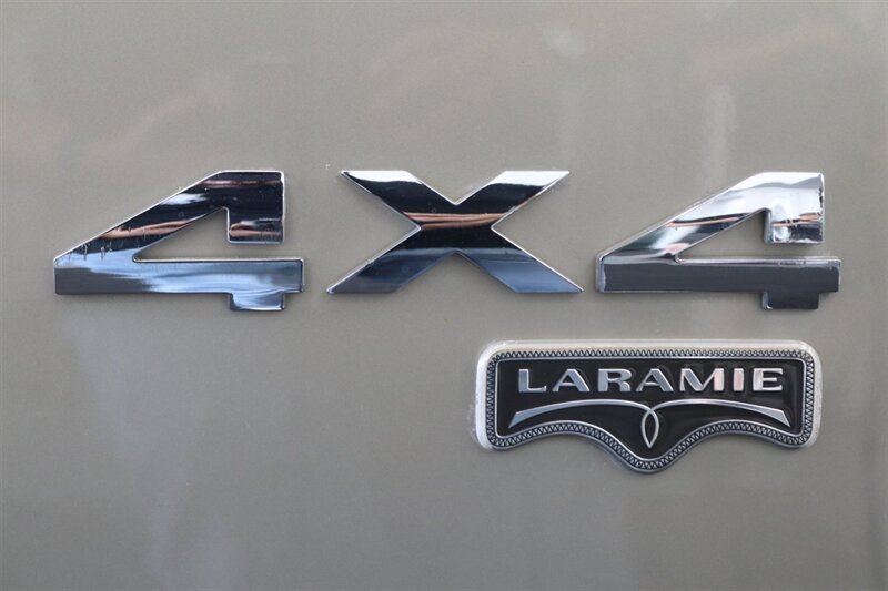 2003 Dodge Ram 2500 Laramie   - Photo 88 - Portland, OR 97230