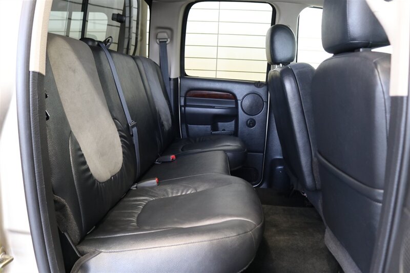2003 Dodge Ram 2500 Laramie   - Photo 18 - Portland, OR 97230