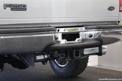 1999 Ford F-250 XLT  LIFTED SHORT BED CREW CAB ZERO RUST OREGON TRUCK FINANCING UP TO 84MO (OAC) 2000 2001 2003 F250 F350 F-350 4X4 - Photo 95 - Portland, OR 97230