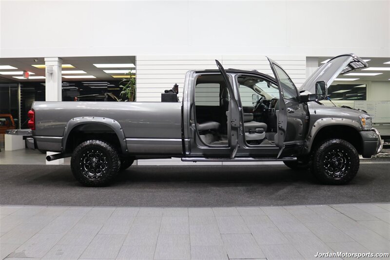 2007 Dodge Ram 3500 Laramie  1-OWNER* 100% RUST FREE* EDGE TUNER* EXTRA FUEL TANK IN BED* REAR AIR BAGS W/ONBOARD AIR COMPRESSOR* NEW WHEELS & 10-PLY TIRES* INTAKE* SPRAY IN BED LINER* LED BULBS* 2-KEYS W/ALARM - Photo 11 - Portland, OR 97230