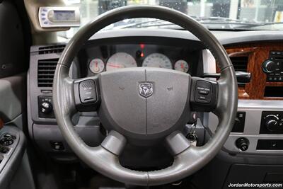 2007 Dodge Ram 3500 Laramie  1-OWNER* 100% RUST FREE* EDGE TUNER* EXTRA FUEL TANK IN BED* REAR AIR BAGS W/ONBOARD AIR COMPRESSOR* NEW WHEELS & 10-PLY TIRES* INTAKE* SPRAY IN BED LINER* LED BULBS* 2-KEYS W/ALARM - Photo 79 - Portland, OR 97230