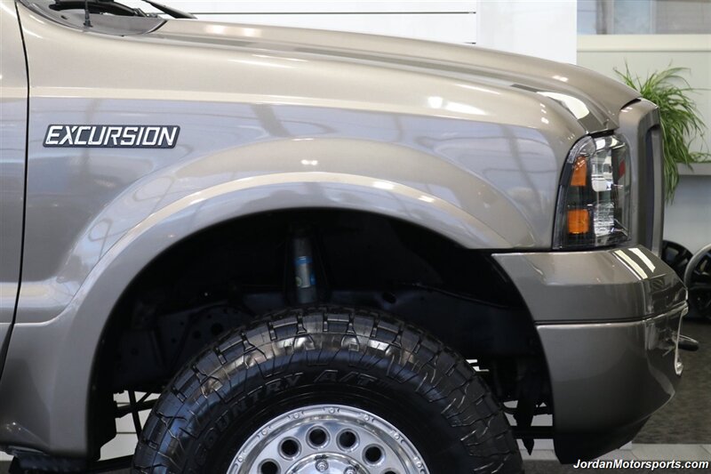 2005 Ford Excursion Limited   - Photo 47 - Portland, OR 97230